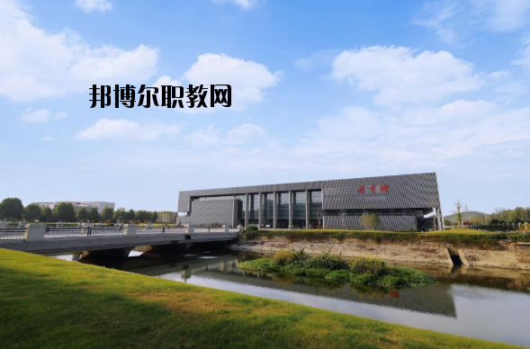 徐州醫(yī)學院怎么樣、好不好