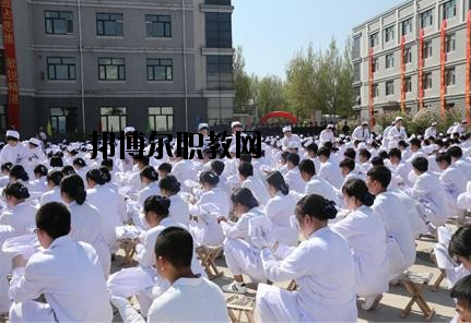 焦作護(hù)理學(xué)校2021年報(bào)名條件、招生要求、招生對(duì)象