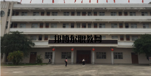 陸豐技工學(xué)校2020年報名條件、招生要求、招生對象