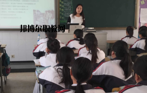 嘉峪關(guān)職業(yè)中等專業(yè)學(xué)校2020年報(bào)名條件、招生要求、招生對(duì)象