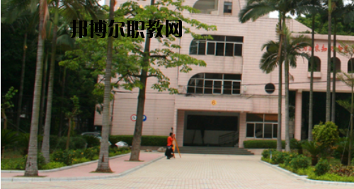 廣州建筑工程職業(yè)學(xué)校2020年報名條件、招生要求、招生對象