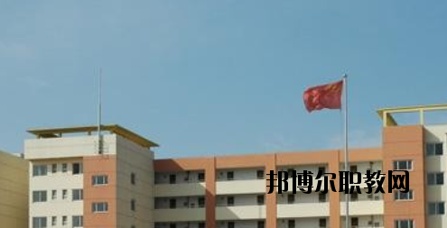 承德華中管理中專學校2020年報名條件、招生要求、招生對象 