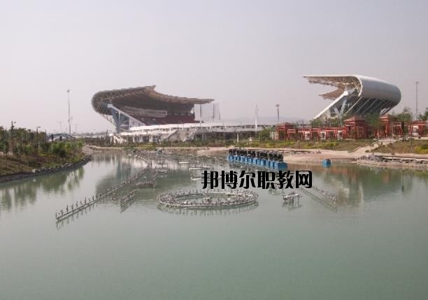 荊門現(xiàn)代學(xué)校2020年報(bào)名條件、招生要求、招生對(duì)象