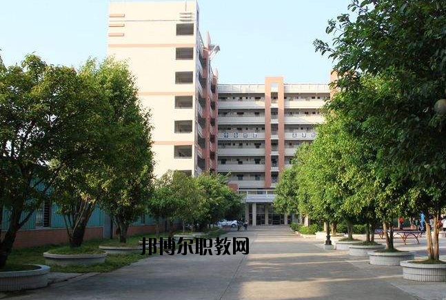 肇慶高要技工學(xué)校怎么樣、好不好