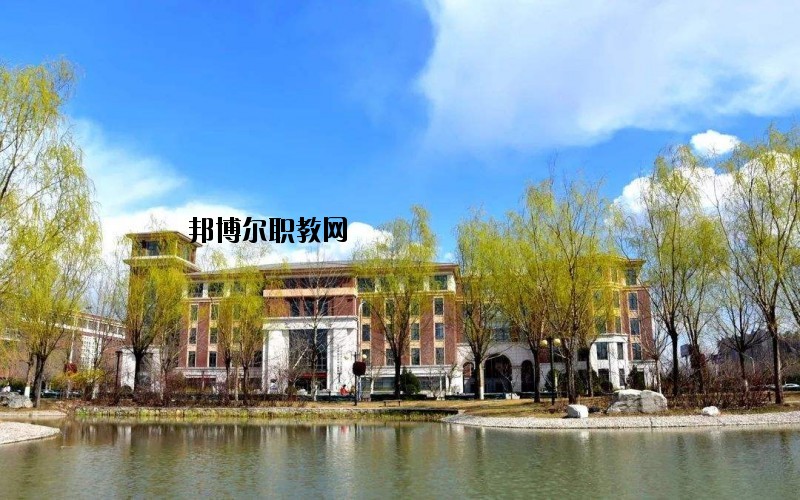 京山衛(wèi)生學(xué)校2020年報(bào)名條件、招生要求、招生對(duì)象