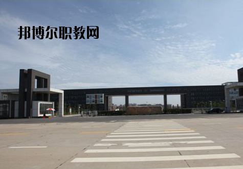 江西建設(shè)工程學(xué)校2020年報(bào)名條件、招生要求、招生對(duì)象