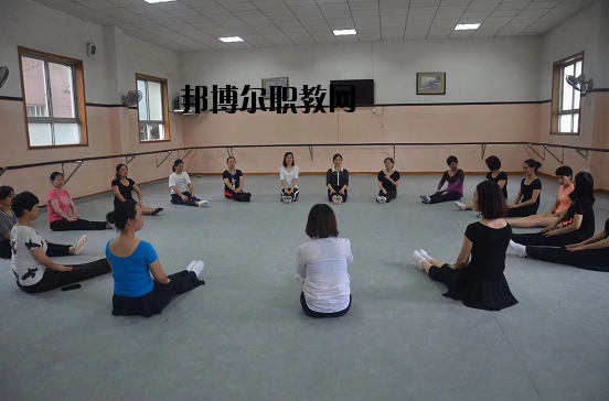 南昌青山湖區(qū)職業(yè)技術(shù)學(xué)校2020年報名條件、招生要求、招生對象 