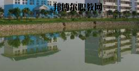 柳州鹿寨職業(yè)教育中心怎么樣、好不好