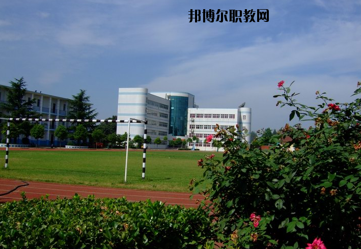 南陽建筑工程學(xué)校2021年報(bào)名條件、招生要求、招生對象