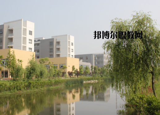 蕪湖師范學(xué)校2020年報(bào)名條件、招生要求、招生對(duì)象