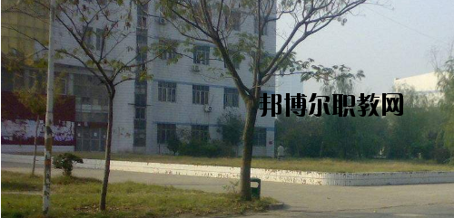 河南技工學(xué)校2021年報(bào)名條件、招生要求、招生對(duì)象