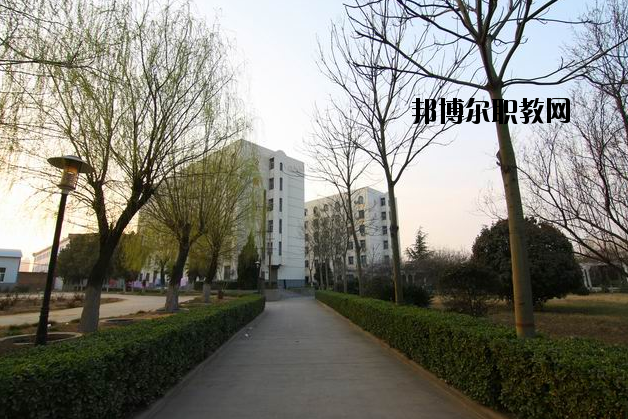 河南洛陽經(jīng)濟學校怎么樣、好不好