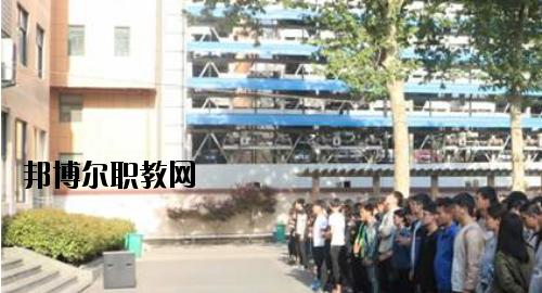 河南工業(yè)技師學(xué)院2021年報名條件、招生要求、招生對象
