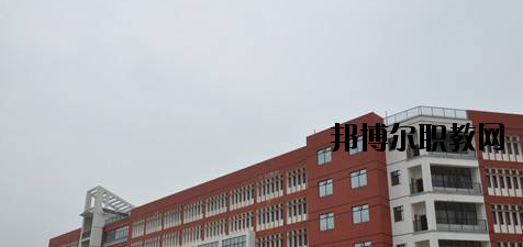 桂東衛(wèi)生學(xué)校2020年報(bào)名條件、招生要求、招生對(duì)象 