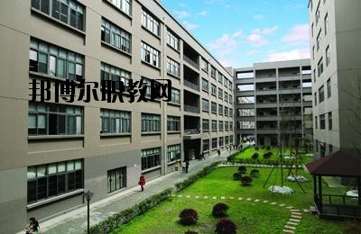 成都信息工程職業(yè)技術學校怎么樣、好不好