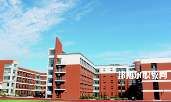 湛江湛港職業(yè)技術(shù)學(xué)校怎么樣、好不好