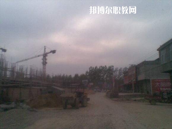 沈丘職業(yè)教育中心2021年報名條件、招生要求、招生對象