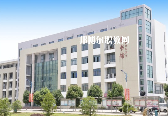 安徽興鵬科技學(xué)校怎么樣、好不好