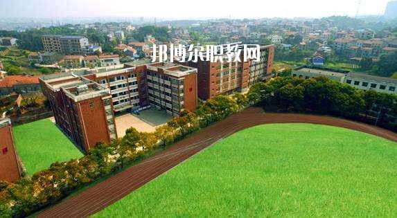 鄭州科技中等專業(yè)學(xué)校2021年報名條件、招生要求、招生對象