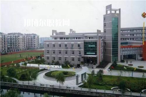 樂至縣回瀾職業(yè)中學(xué)2020年報(bào)名條件、招生要求、招生對象