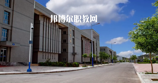 金昌市理工中等專業(yè)學(xué)校2020年報名條件、招生要求、招生對象