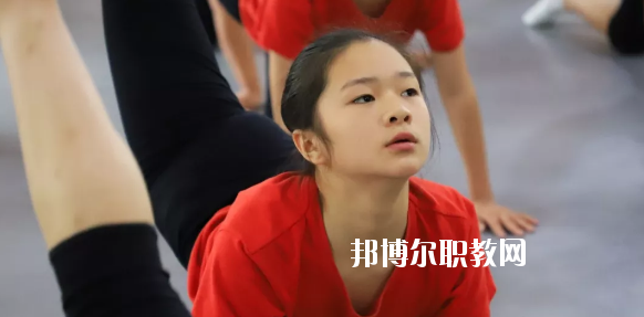 蘭州慈愛實(shí)驗(yàn)藝術(shù)職業(yè)學(xué)校怎么樣、好不好