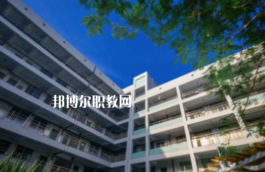 深圳市龍崗職業(yè)技術學校網(wǎng)站網(wǎng)址