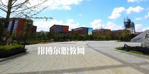 貴州輕工職業(yè)技術學院中專部怎么樣、好不好