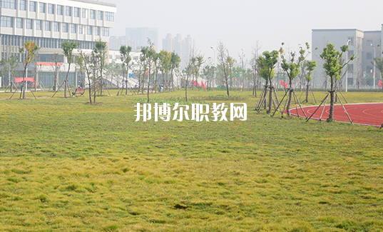 安徽蚌埠技師學(xué)院2020年學(xué)費(fèi)、收費(fèi)多少