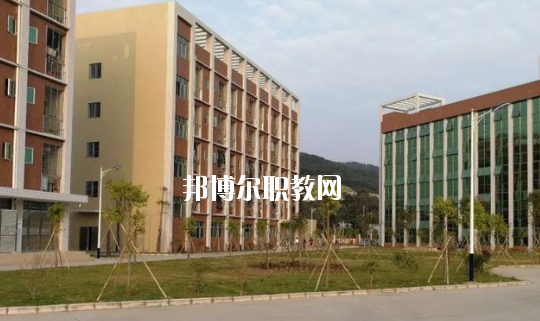 龍門縣職業(yè)技術(shù)學(xué)校2020年報(bào)名條件、招生要求、招生對象