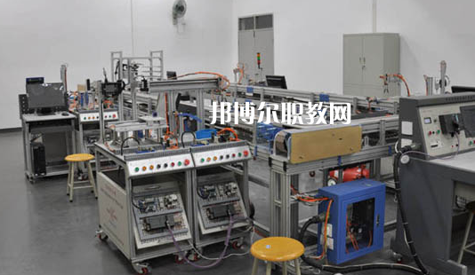 深圳第二高級技工學校2020年報名條件、招生要求、招生對象