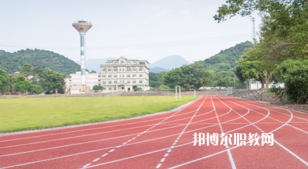 廣東南粵技工學(xué)校2021年報名條件、招生要求、招生對象