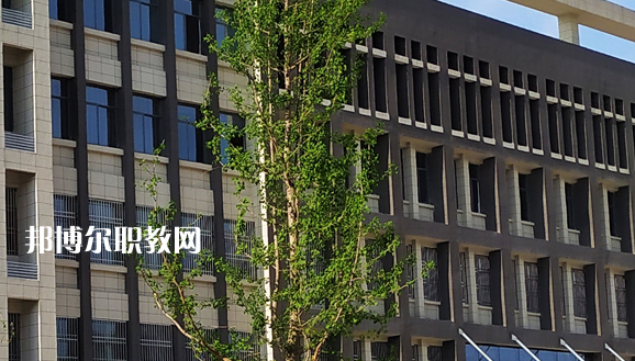 安徽天柱山旅游學(xué)校2021年報名條件、招生要求、招生對象