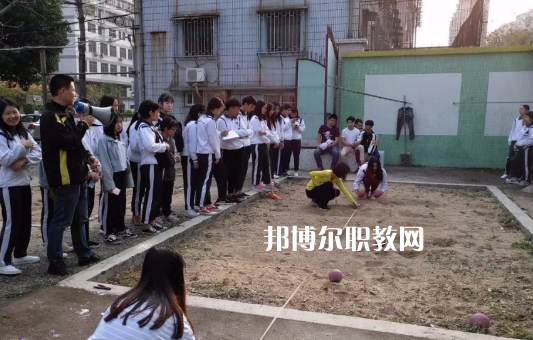 汕頭經(jīng)貿(mào)職業(yè)技術(shù)學(xué)校2021年報名條件、招生要求、招生對象