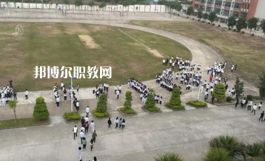 汕頭潮陽(yáng)區(qū)職業(yè)技術(shù)學(xué)校怎么樣、好不好