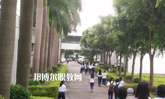 汕頭澄海職業(yè)技術學校2021年招生辦聯系電話