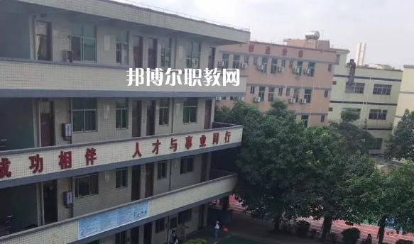 廣東領(lǐng)才技工學(xué)校2021年報名條件、招生要求、招生對象