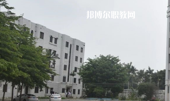 吳川職業(yè)高級(jí)中學(xué)怎么樣、好不好