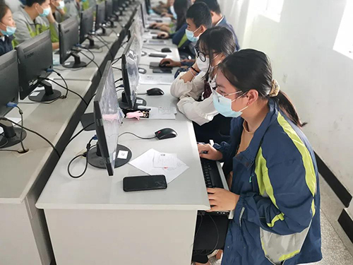 江蘇省金山中等專業(yè)學校2021年報名條件、招生要求、招生對象