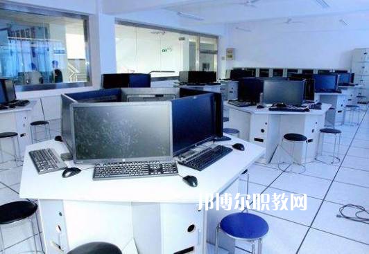 成都2021年計算機(jī)網(wǎng)絡(luò)技術(shù)學(xué)校干什么的