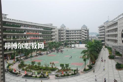 雅安航空工業(yè)聯(lián)合技工學(xué)校2021年報(bào)名條件、招生要求