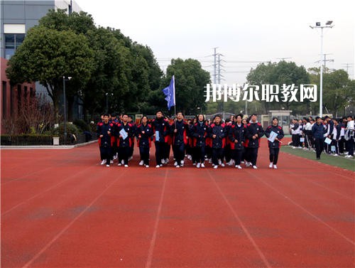 昆山花橋國(guó)際商務(wù)城中等專業(yè)學(xué)校2021年報(bào)名條件、招生要求、招生對(duì)象