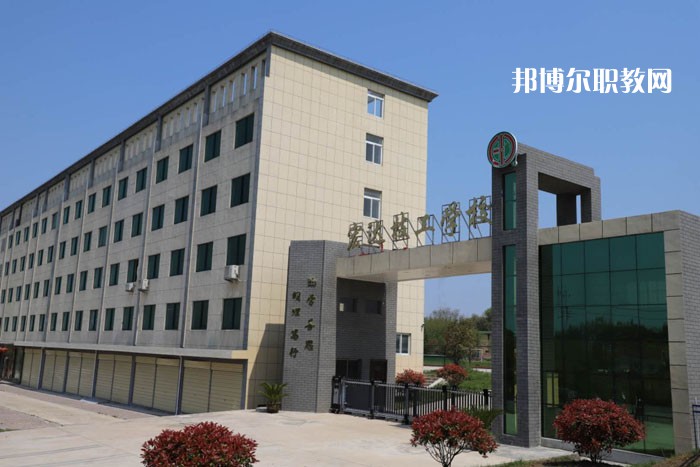 懷寧宏達(dá)技工學(xué)校2021年報(bào)名條件、招生要求、招生對(duì)象