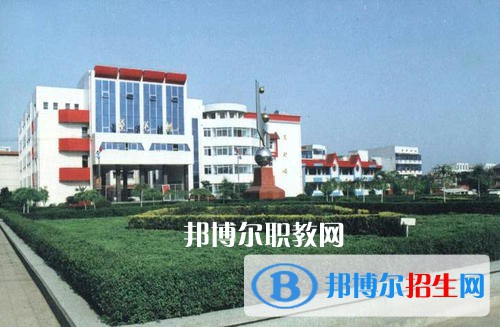 潢川幼兒師范學校2021年報名條件、招生要求、招生對象