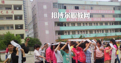 甕安鴻翔中等職業(yè)技術(shù)學(xué)校2021年報(bào)名條件、招生要求、招生對(duì)象