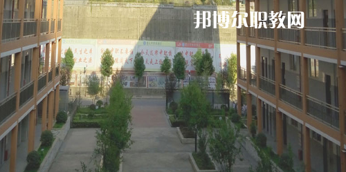 遵義市紅花崗區(qū)經(jīng)濟(jì)職業(yè)技術(shù)學(xué)校2021年報(bào)名條件、招生要求、招生對(duì)象