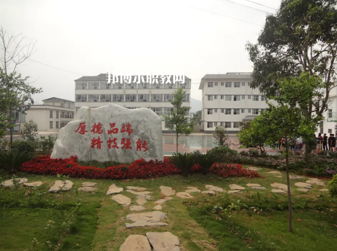 寧洱縣職業(yè)高級(jí)中學(xué)2021年報(bào)名條件、招生要求、招生對(duì)象