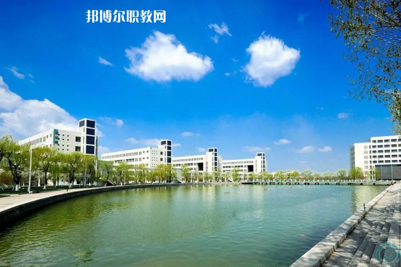 南華縣職業(yè)高級中學怎么樣、好不好