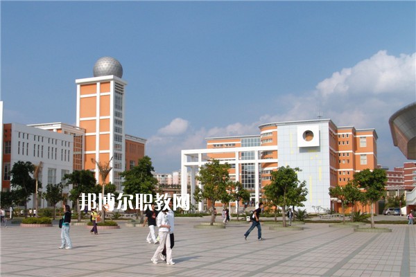 蒙自職業(yè)高級(jí)中學(xué)2021年報(bào)名條件、招生要求、招生對(duì)象