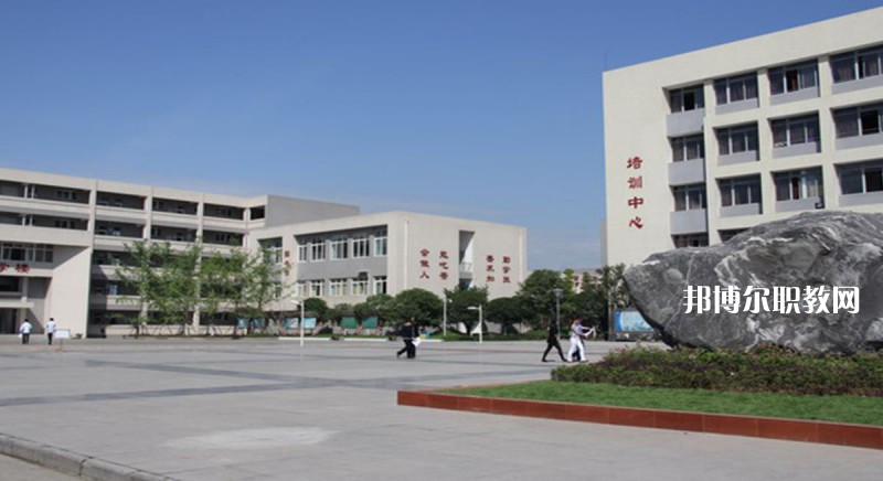 宜良縣職業(yè)高級(jí)中學(xué)2021年報(bào)名條件、招生要求、招生對(duì)象